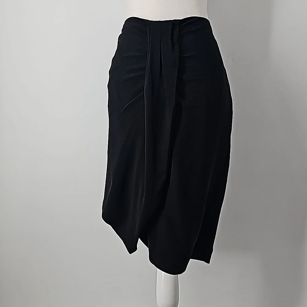 Express Sexy Crinkle Fabric Skirt‎ with Front Pleat Detail & Slit Black